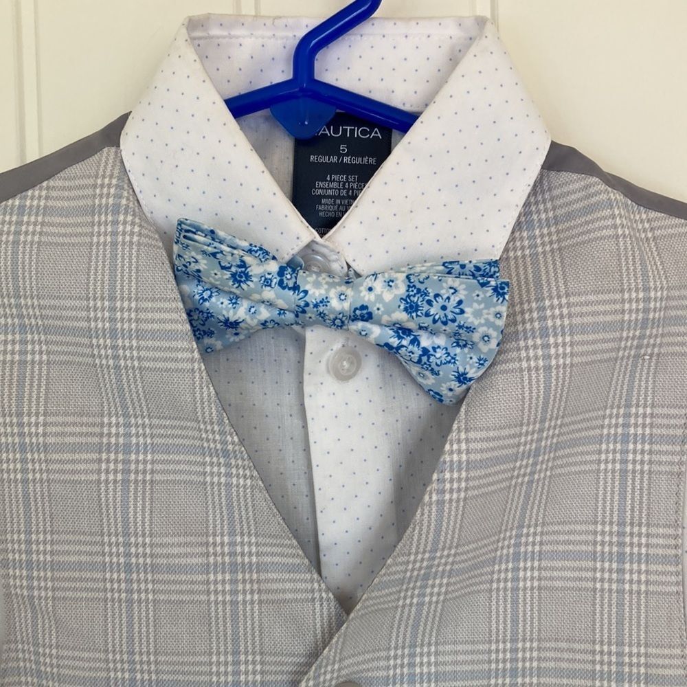 Nautica Shirt Vest Bow Tie Combo Boys Size 5 Grey Blue White - Picture 2 of 9